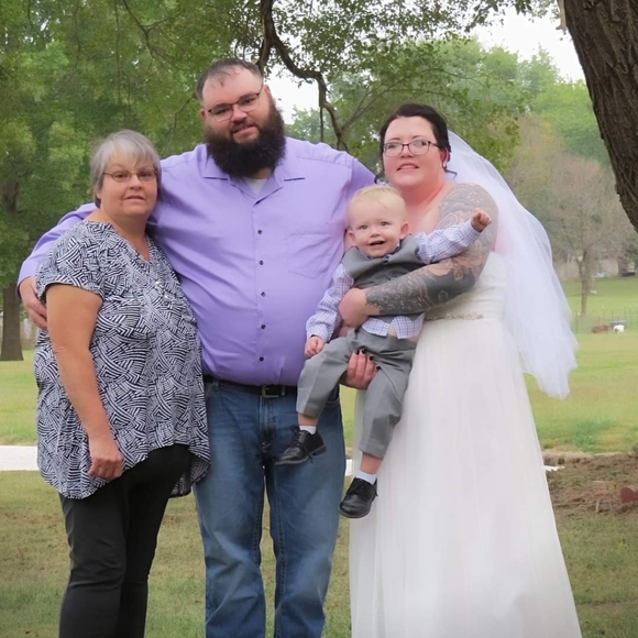 Welcome to my closet - Picture 1 of 1